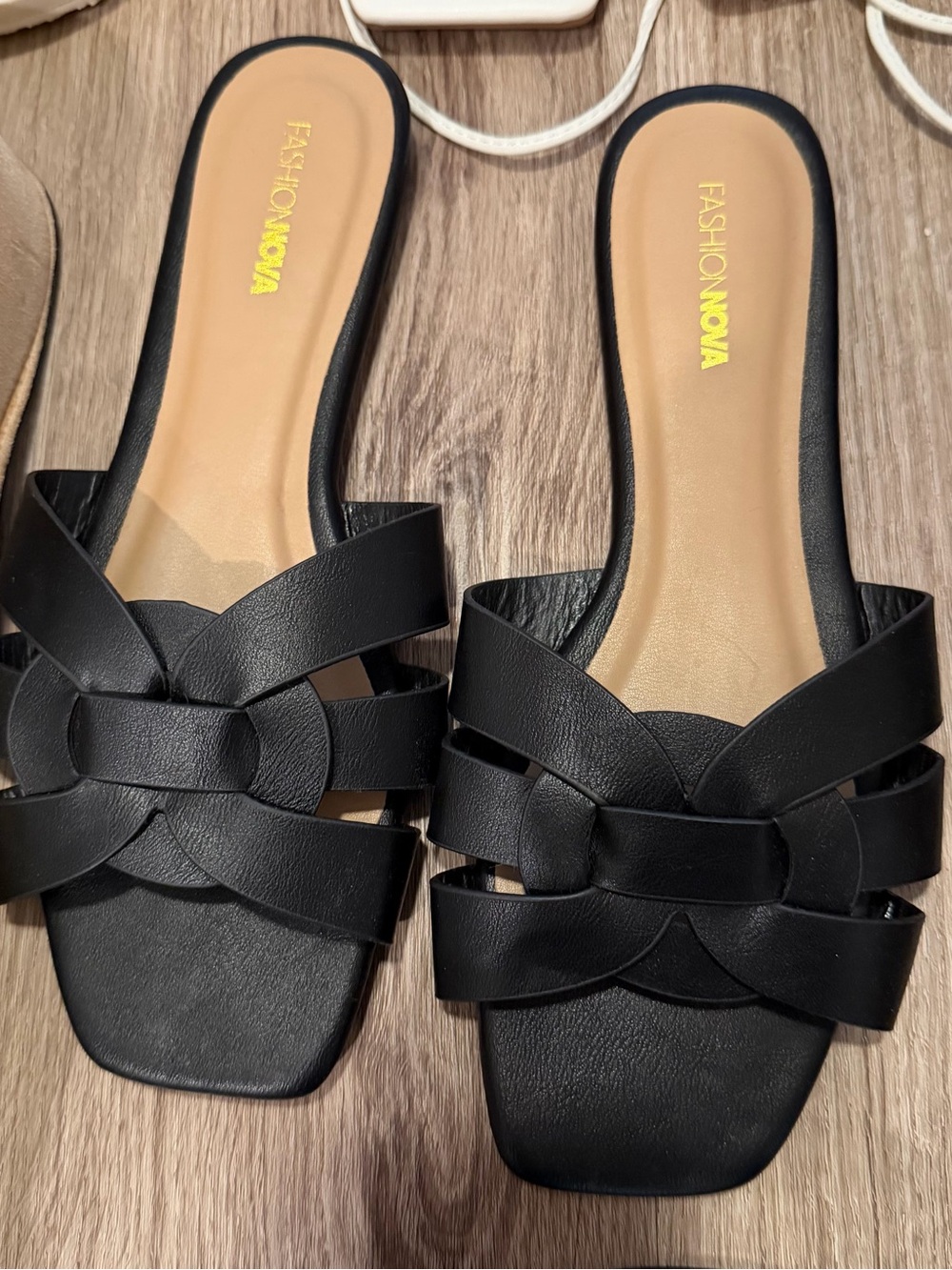 Fashion Nova Women's Black Slide Sandals
